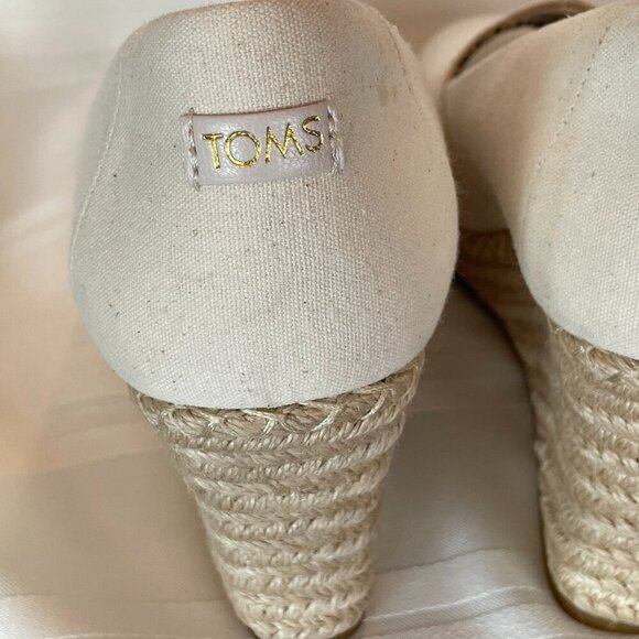 TOMS Michelle Canvas Wedge Heel in Cream, Size 8.5 NWOT - Picture 4 of 12